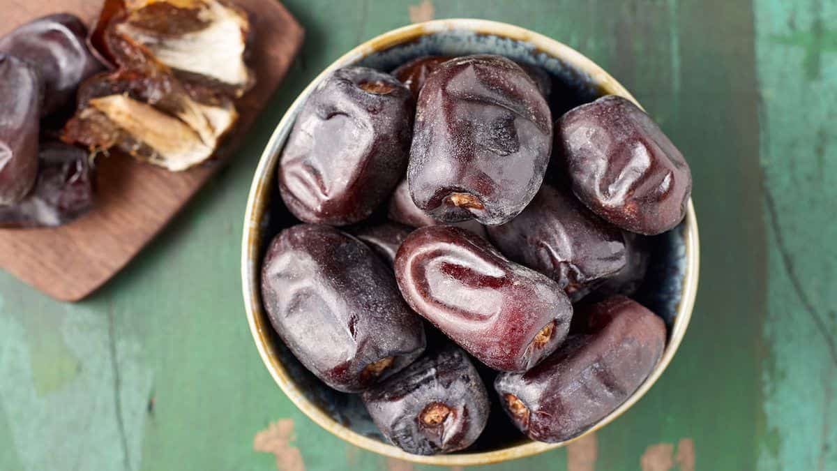 تصویر 1 از خرما مضافتی اباریس برداشت مستقیم از نخلستان بدون واسطه